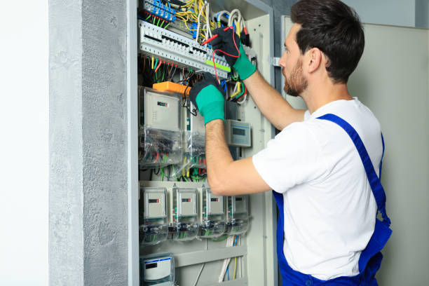Best Local Electrician Companies  in Ilco, WA