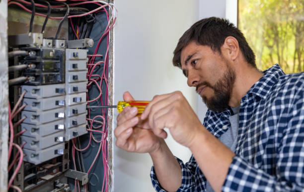 Best Affordable Emergency Electrician  in Ilco, WA